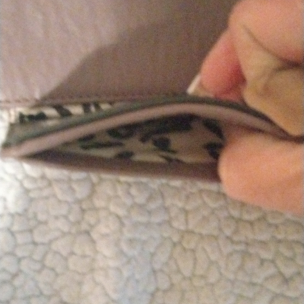 Jessica Simpson Wallet - Picture 5 of 5